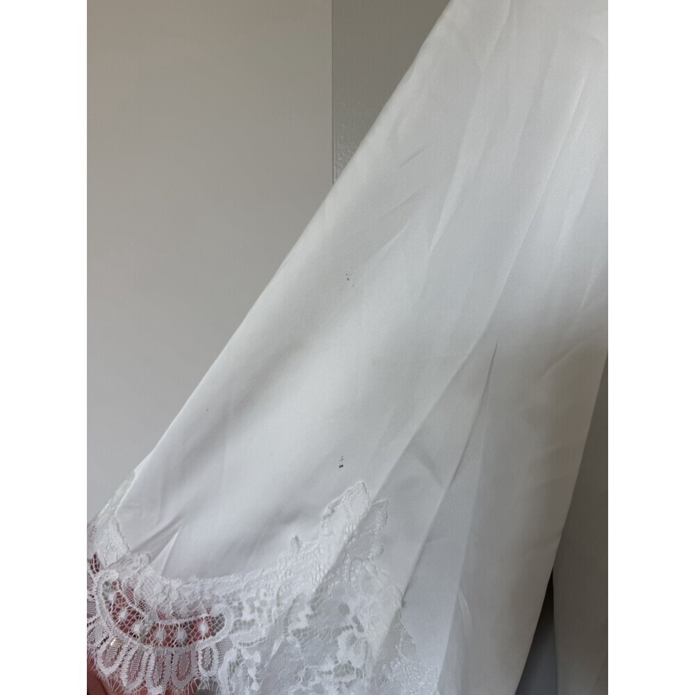 Homebodii Sian Maxi Long Robe In White Size Large — image 8 of 8